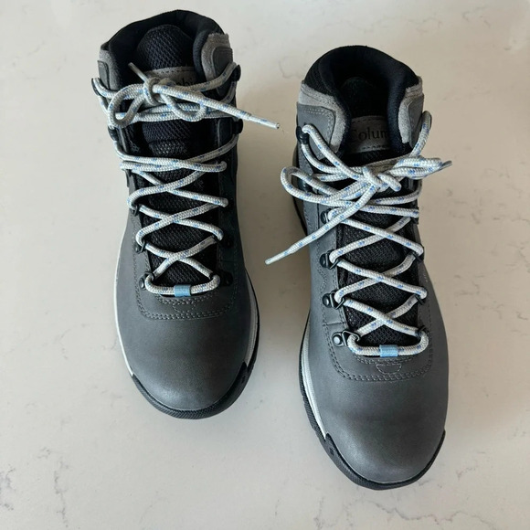 Columbia Newton Ridge Waterproof Hiking boots Size: 10.5 - Picture 2 of 7